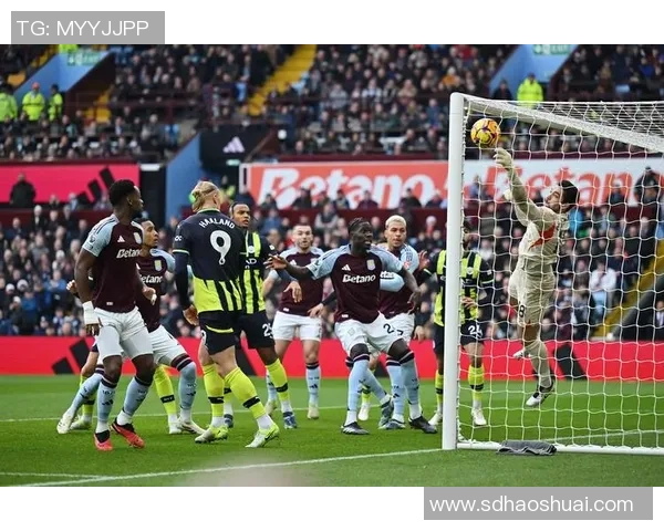 国王杯激战波尔图与曼城战成平局绝杀瞬间引发全场狂欢