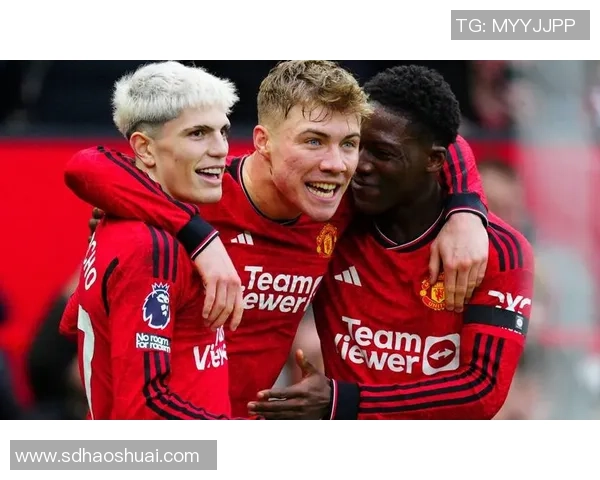 欧冠激战那不勒斯与多特蒙德战成平局乌龙球成为全场焦点与转会传闻交织