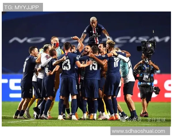 足总杯精彩对决多特蒙德与巴黎圣日耳曼战成平局点球大战引发热议