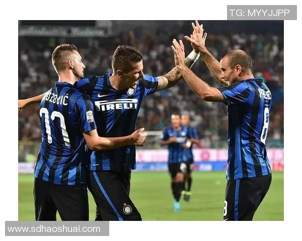 德甲激情对决国米大胜AC米兰帽子戏法引爆全场热情