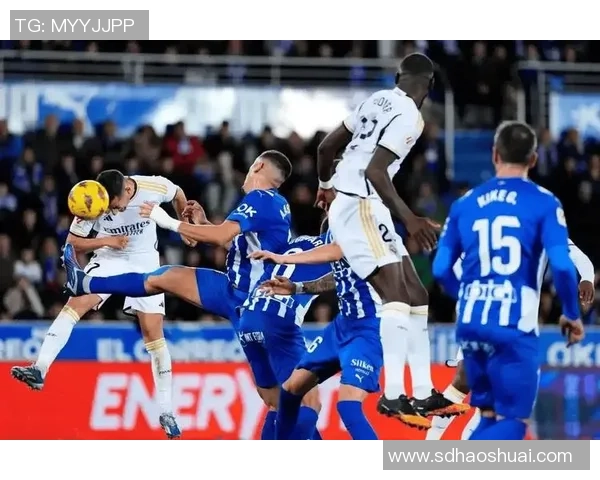 西甲激战：莱比锡与马竞战成平局神奇扑救点燃全场热情