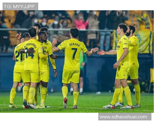 西甲激战曼联大胜巴萨帽子戏法点燃全场激情瞬间回顾 西甲激战曼联大胜巴萨帽子戏法点燃全场激情瞬间回顾