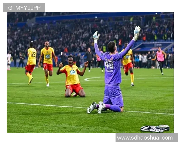 那不勒斯强势击败里昂3-0全场沸腾赛后精彩点评回顾 那不勒斯强势击败里昂3-0全场沸腾赛后精彩点评回顾